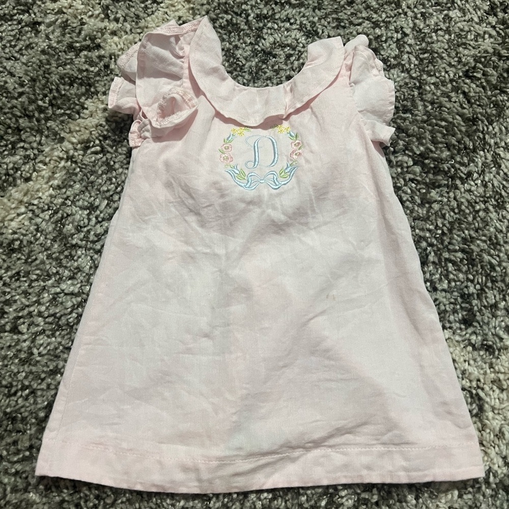 Mudpie
Monogrammed with the letter “D”
12-18m